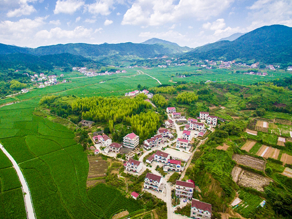 日子紅丨岳西石關(guān)：山青水綠“樂”農(nóng)家

