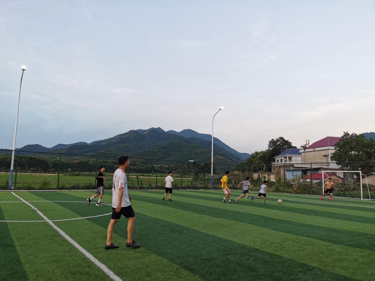 足球場(chǎng)。東至縣委宣傳部供圖