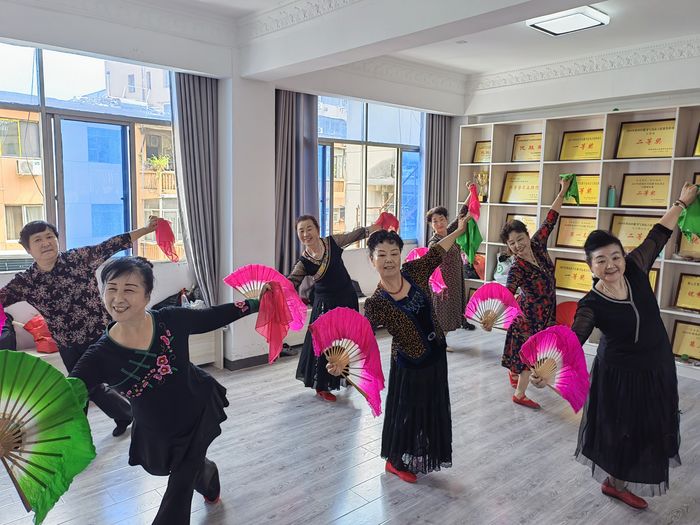 老年大學(xué)。靳瑾供圖