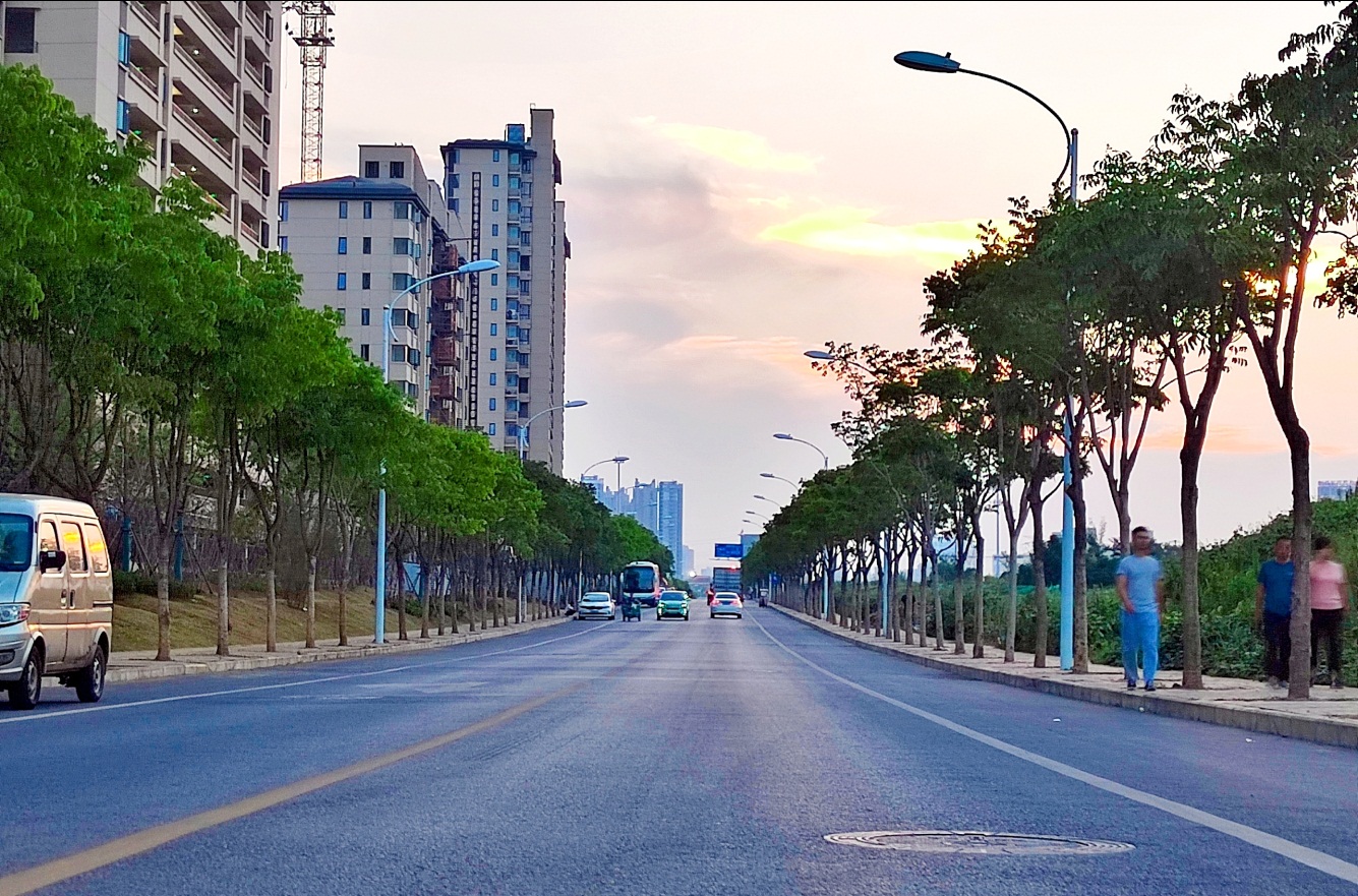 程士范路通車更便民?，幒^(qū)委宣傳部供圖