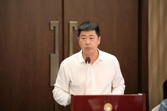 績溪縣副縣長左金剛發(fā)布績溪縣精品旅游線路。蔣夢供圖