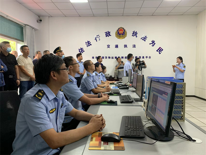 會(huì)議現(xiàn)場?；茨鲜薪煌▓?zhí)法支隊(duì)供圖