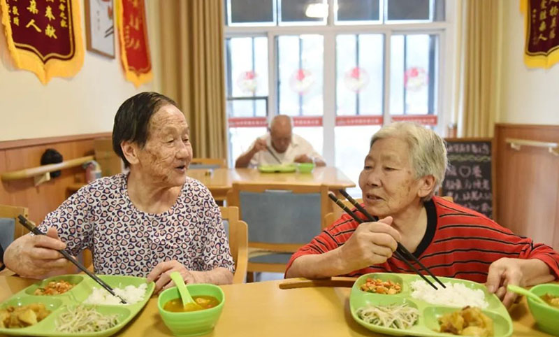 巢湖市山水華庭小區(qū)“長者之家”社區(qū)老年食堂。巢湖市委宣傳部供圖