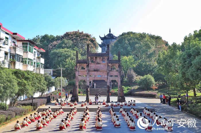 童子讀書。人民網(wǎng) 陶偉攝