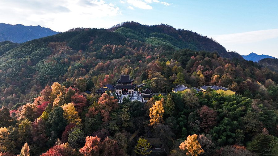 神光嶺。李曉白攝