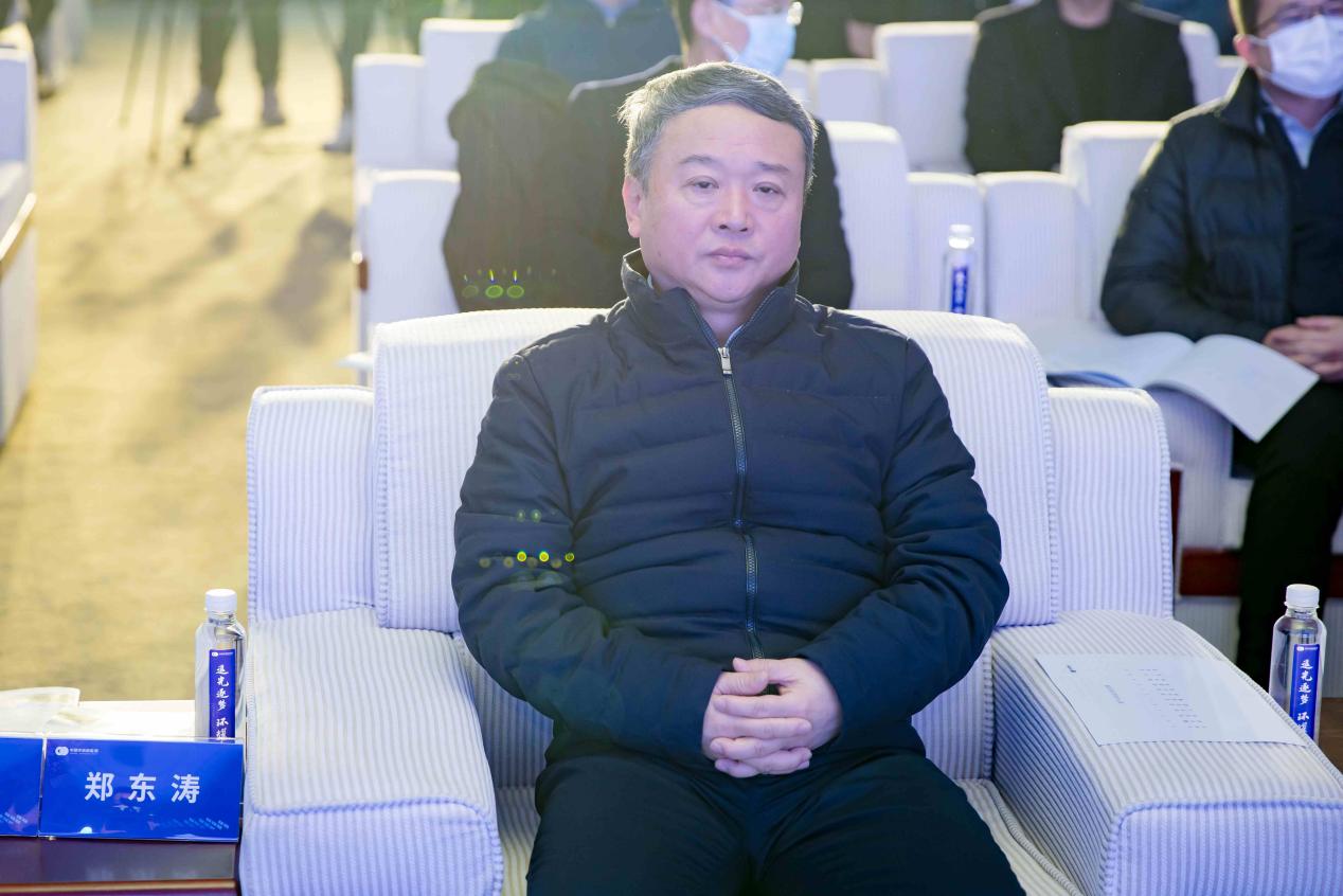 安徽省貿(mào)促會主任、省國際商會會長鄭東濤出席投產(chǎn)達(dá)效儀式。鄧可可供圖