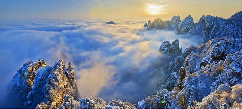 黃山雪景。