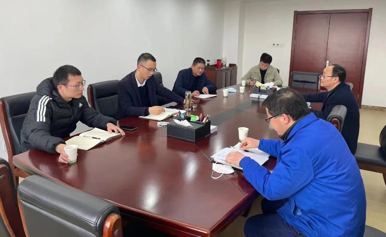 了解企業(yè)訴求。安慶經(jīng)開(kāi)區(qū)管委會(huì)供圖