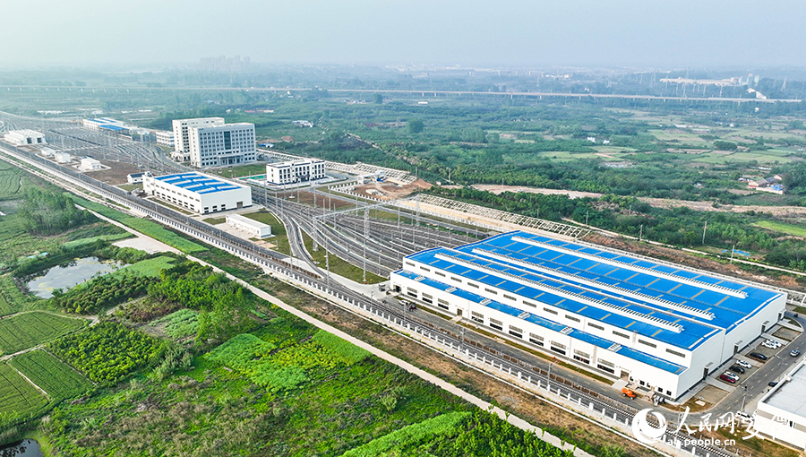 作為全國首條跨省城際鐵路，滁寧城際鐵路是長三角交通一體化的標(biāo)志性工程。人民網(wǎng)記者 陶濤攝