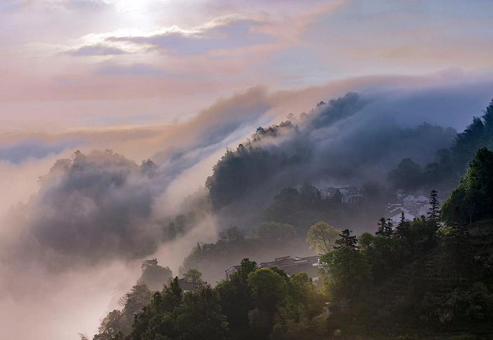 休寧縣齊云山景區(qū)月華天街。李軍亮攝