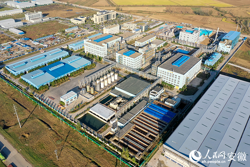 俯瞰安徽佳先功能助劑股份有限公司廠區(qū)。人民網(wǎng)記者 陳若天攝