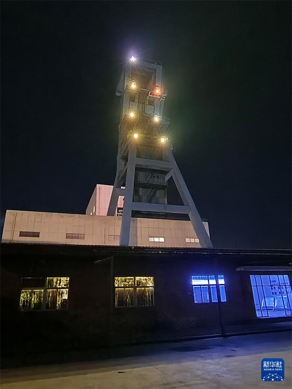 這是3月12日拍攝的謝橋煤礦。新華社記者 徐海濤 攝