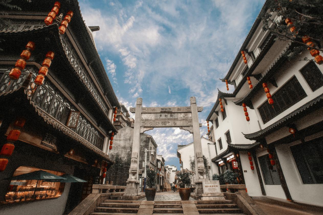 倒扒獅歷史文化街。迎江區(qū)委宣傳部供圖
