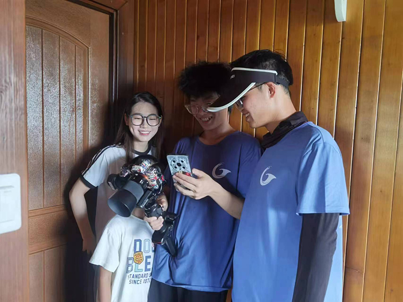 分享實踐攝影作品。受訪者供圖