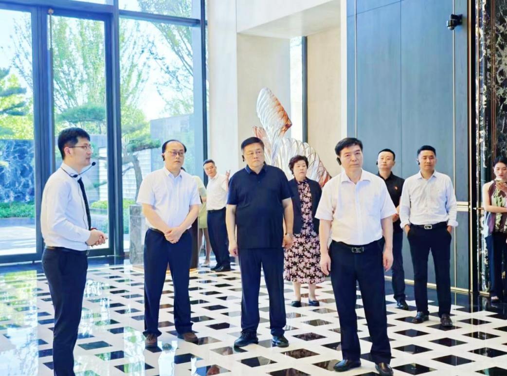 參觀示范區(qū)。王鈴攝