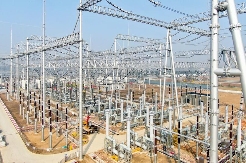 500千伏埇橋變電站擴建施工現(xiàn)場。趙悅攝