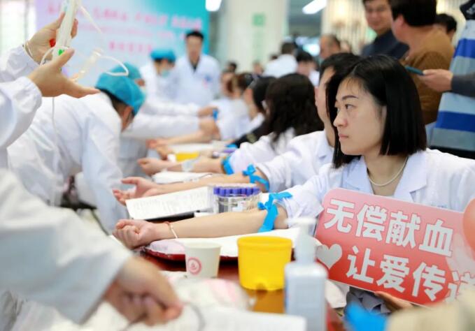 無償獻(xiàn)血，讓愛傳遞。仁醫(yī)軒 供圖