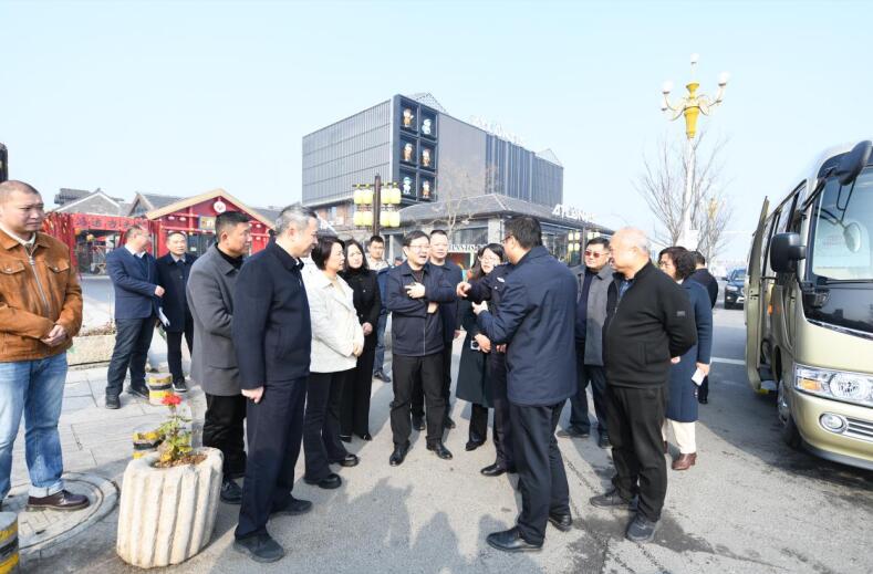 滁州市委、市政府主要負責同志多次調(diào)研視察票決的民生實事辦理工作。滁州市人大常委會供圖