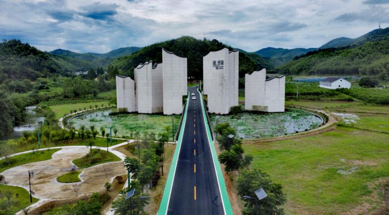 廣德“竹鄉(xiāng)畫廊”X230廣盧路。