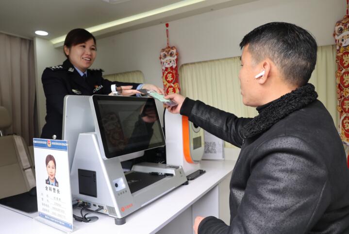 銅陵公安用堅守和奮斗守護(hù)萬家平安。