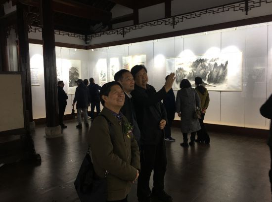 觀展