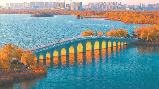 淮北市烈山區(qū)：金光穿洞