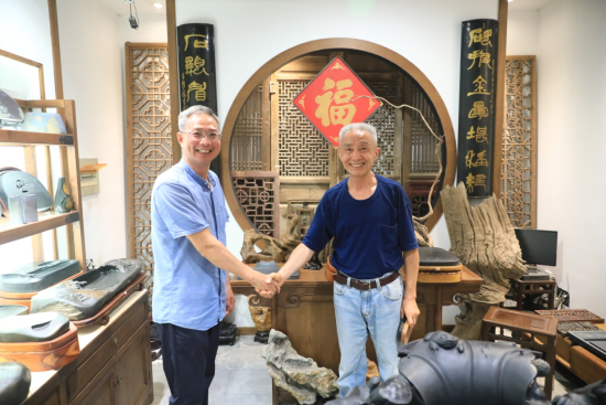  參訪黃氏篆刻傳人黃勇