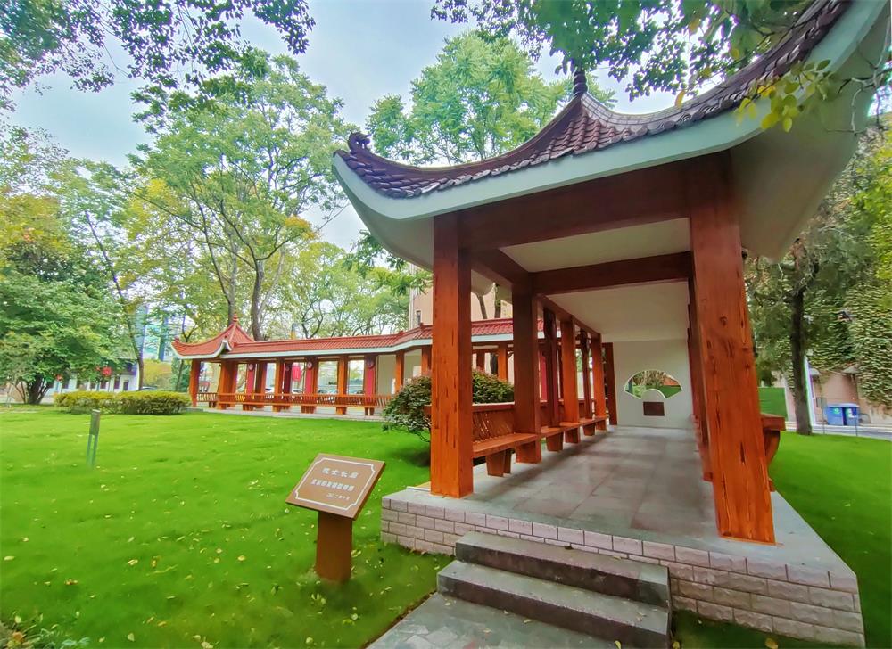23北京校友會(huì)捐贈(zèng)的院士長(zhǎng)廊.jpg